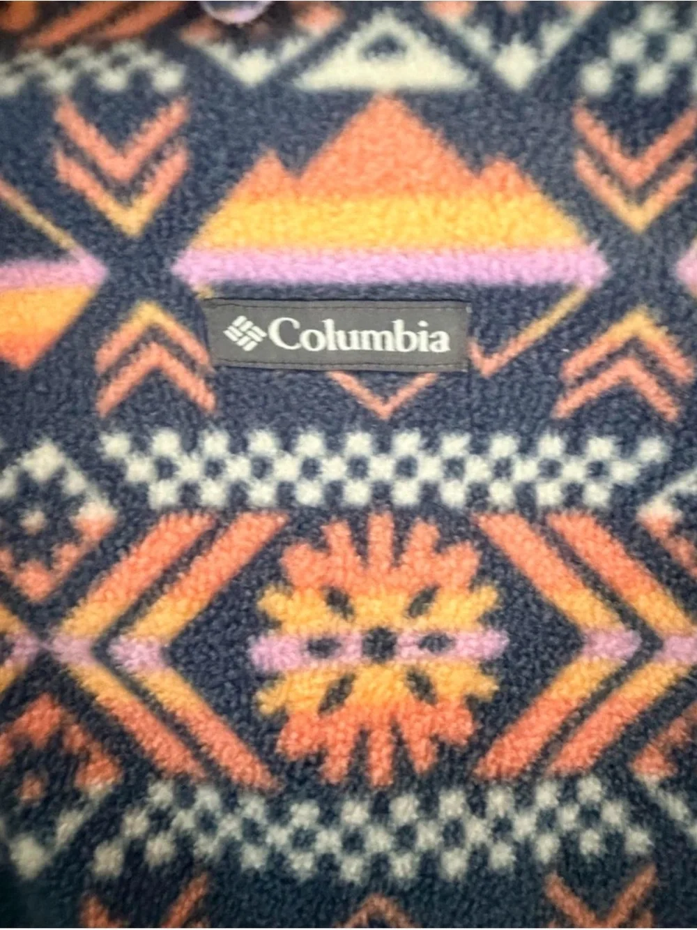 Columbia Women’s Fleece Jacket - Cherokee pattern/designs